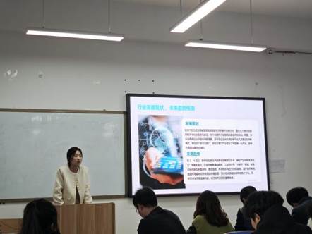 fcddb9d3fde4f8547b4d08785f879692